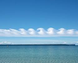 Fenomena Kelvin-Helmholtz Pemandangan Lautan di Atas Langit